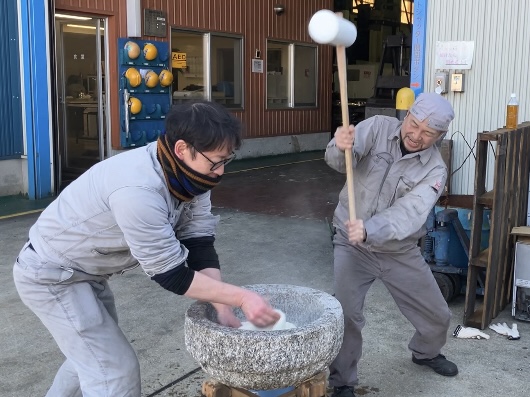 餅つき